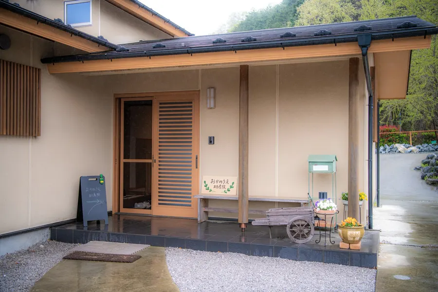 おかのうえ助産院の玄関